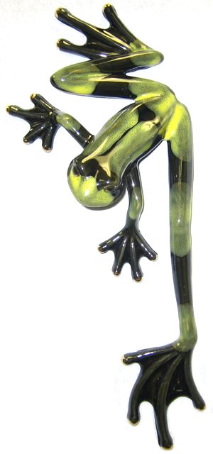 Green / Black Stretching Frog