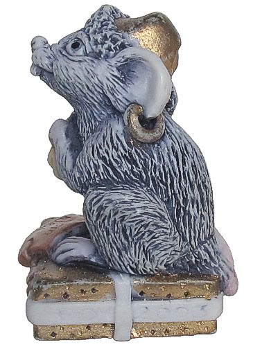 Kringle The Christmas Mouse - Gray w/ Gold Package