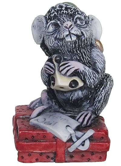 Kringle The Christmas Mouse - Black w/ Red Package